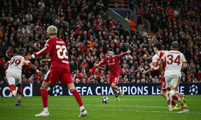 Khi số 8 sống lại: Szoboszlai mang hơi thở Gerrard trở lại Anfield