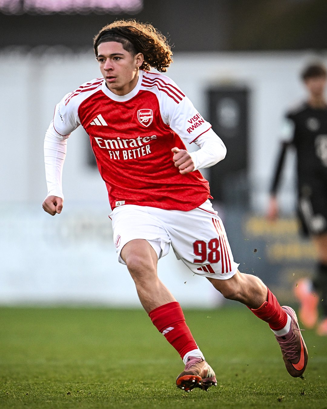 Không chỉ có Dowman: Arsenal còn ấp ủ ‘viên ngọc 14 tuổi’ sẵn sàng gây bùng nổ