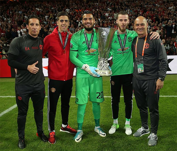 Người đứng sau Mourinho đã ra đi: Bóng đá châu Âu mất một ‘kiến trúc sư thầm lặng’