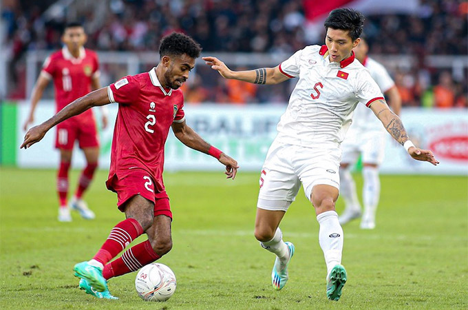 Trở lại và lợi hại hơn: Văn Hậu tái khẳng định vị thế số 1 khu vực