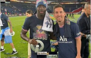 Từ đồng đội PSG đến đối thủ của Messi: Gassama viết nên cuộc tái ngộ không tưởng