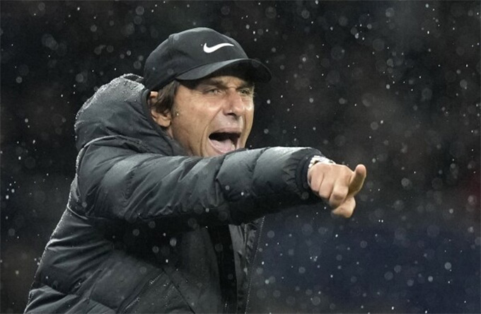 Conte bỏ ngỏ khả năng tái xuất dẫn dắt ĐT Italia