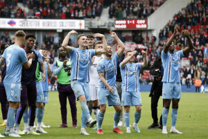 Coventry trở lại Premier League sau 25 năm: Cái kết như mơ