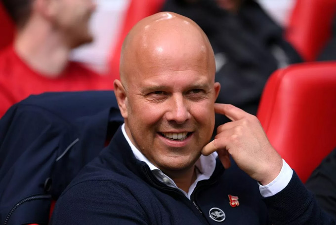 Liverpool chốt tương lai Arne Slot: Vẫn trao niềm tin giữa áp lực