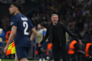 Luis Enrique cảnh báo PSG: Bỏ lỡ ở Paris, trả giá ở Anfield