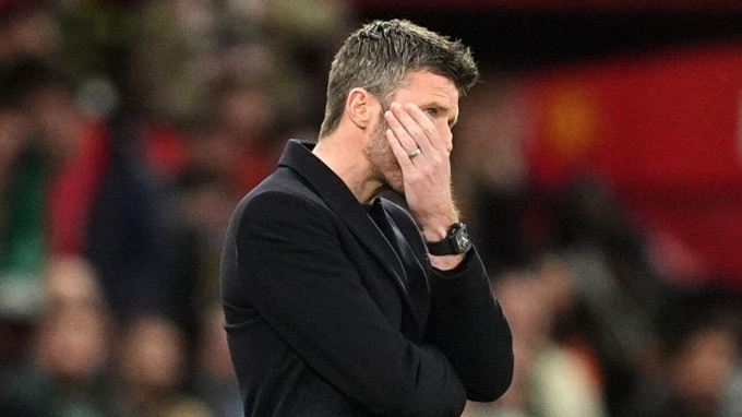 Manchester United hụt hơi: Bị bỏ lại trong cuộc đua top 3