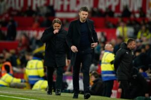 Michael Carrick xứng đáng ở lại MU: Hành động nhỏ, giá trị lớn