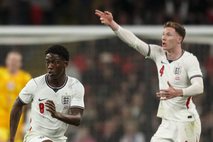 MU cân nhắc xây tuyến giữa tương lai quanh Mainoo và Anderson