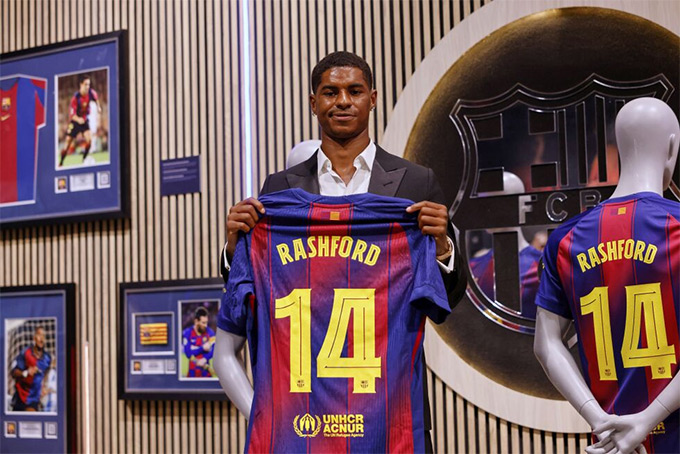 Người cũ MU chỉ trích Barca “lật kèo” vụ Rashford