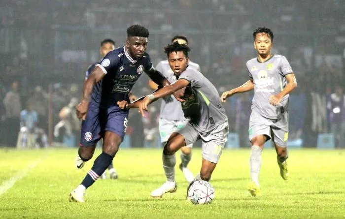 Phân tích kèo trận Arema gặp Persebaya Surabaya, 15h30 ngày 28/4: Dự đoán một cuộc chiến không có người thắng cuộc