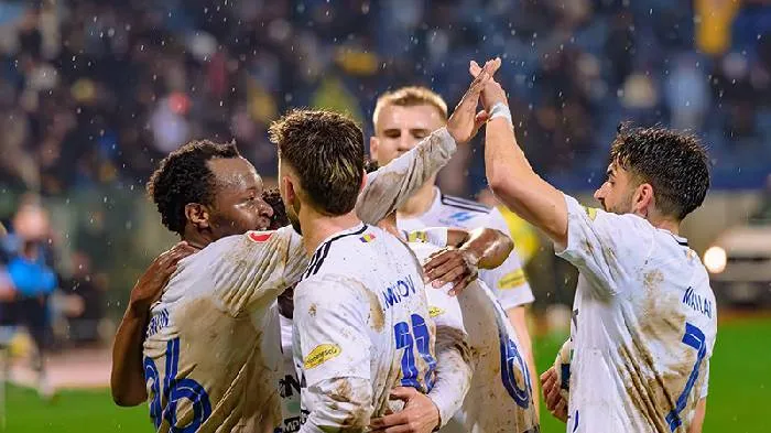 Dự đoán kèo Botosani đối đầu Metaloglobus, 21h30 ngày 20/4: Hướng tới chiến thắng tiếp theo