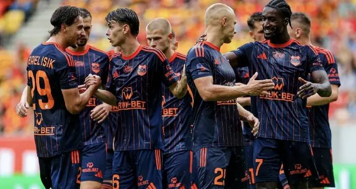 Dự đoán và phân tích kèo trận Bruk Bet Termalica Nieciecza đối đầu Piast Gliwice, 17h15 ngày 6/4: Nỗi buồn chưa dứt.