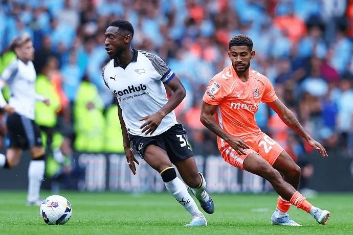 Coventry City đối đầu Derby County tại giải hạng 2 Anh, cuộc chạm trán gay cấn vào lúc 2h00 ngày 4/4, liệu ai sẽ chiếm ưu thế để thẳng tiến về đích