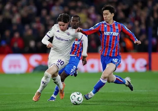 Phân tích và dự đoán kèo trận Fiorentina đối đầu Crystal Palace, 2h00 ngày 17/4: Tỏa sáng trên sân cỏ