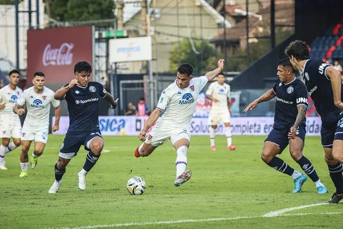 Phân tích và dự đoán tỷ số trận Ind Rivadavia tiếp đón Club Bolivar, 5h00 ngày 8/4: Lợi thế từ sân bãi