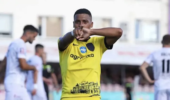 Phân tích và dự đoán kèo trận Oleksandriya gặp Veres Rivne, 17h00 ngày 20/4: Cuộc chiến không hồi kết