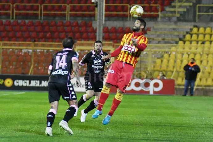 Phân tích và dự đoán kèo trận Palermo đối đầu Catanzaro, 20h00 ngày 1/5: Quyết định số phận