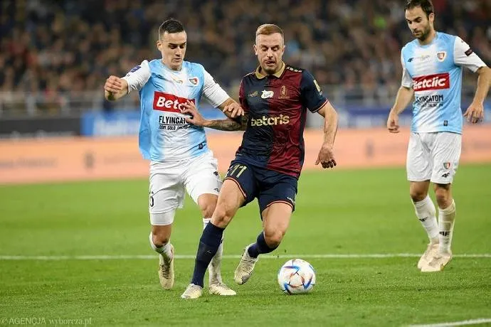 Phân tích và dự đoán kèo Piast Gliwice đối đầu Pogon Szczecin, 0h00 ngày 14/4: Trận chiến chia điểm