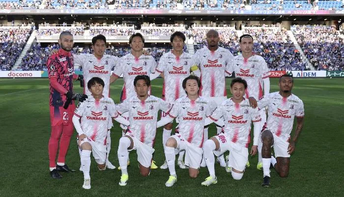 Phân tích và dự đoán kết quả trận Sanfrecce Hiroshima gặp V-Varen Nagasaki, 12h00 ngày 18/4: Khó khăn chờ đón