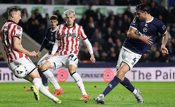 Phân tích và dự đoán trận Stoke đối đầu Millwall, 01h45 ngày 22/4: Ai sẽ nhường điểm?