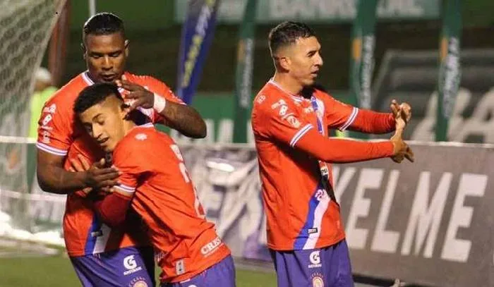 Phân tích và dự đoán kèo trận Xelaju đối đầu Deportivo Achuapa, 10h00 ngày 17/4: Khôn nhà chạm trán dại chợ