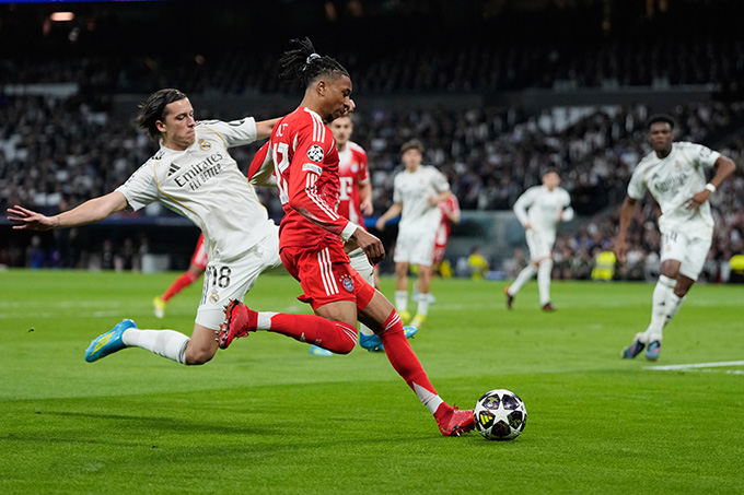 Olise đang định nghĩa lại chuẩn mực của cầu thủ chạy cánh