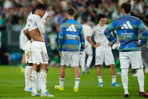 Real Madrid “buông súng” trong cuộc đua La Liga