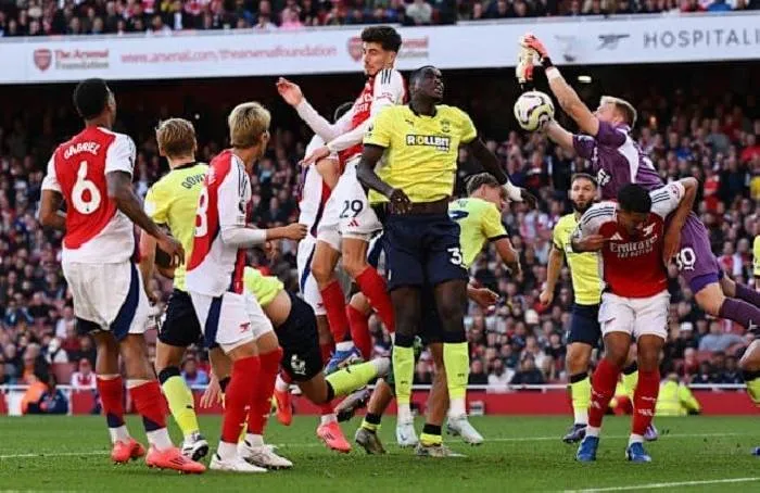 Dự đoán kết quả cuộc đối đầu giữa Southampton và Arsenal, 2h00 ngày 5/4 từ siêu máy tính