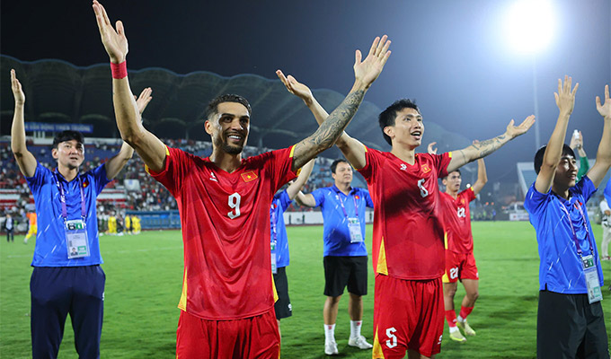 Thắng Malaysia, tuyển Việt Nam trở lại Top 100 FIFA