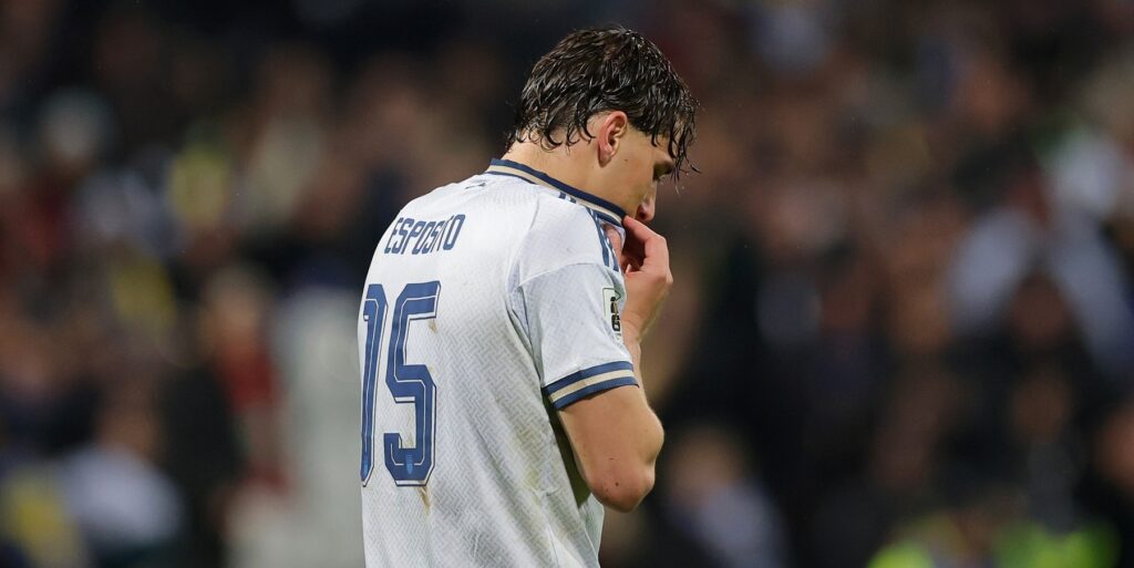 Tuyển Ý bước vào loạt ‘đấu súng’ với hàng công thiếu đạn