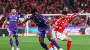 Benfica hụt hơi, Mourinho đánh rơi giấc mơ Champions League