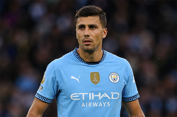 Guardiola hé lộ tín hiệu tích cực về Rodri