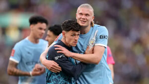 Man City đang tự hủy chính mình?