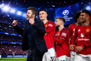 Manchester United trở lại Champions League: cú hích tiền bạc, quyền lực và áp lực cùng lúc