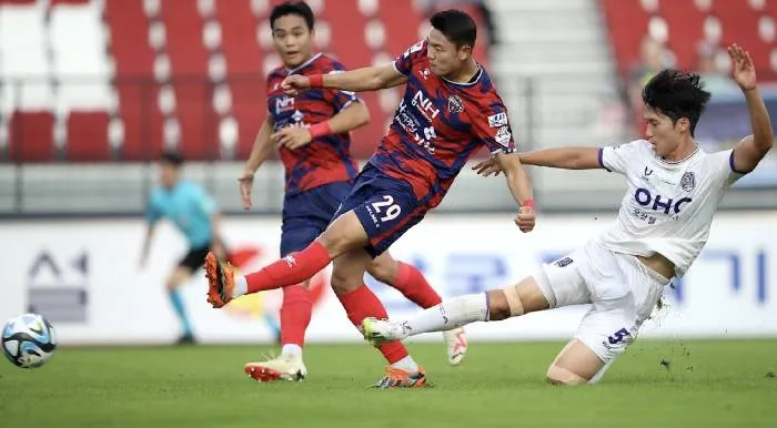 Phân tích và dự đoán trận đấu Anyang gặp Gimcheon Sangmu, 17h30 ngày 13/5: Thời điểm khó khăn