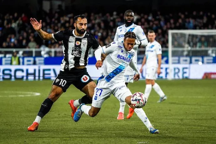 Phân tích và soi kèo trận Auxerre đối đầu Angers, 22h15 ngày 3/5: Cuộc chiến sinh tử để bứt phá