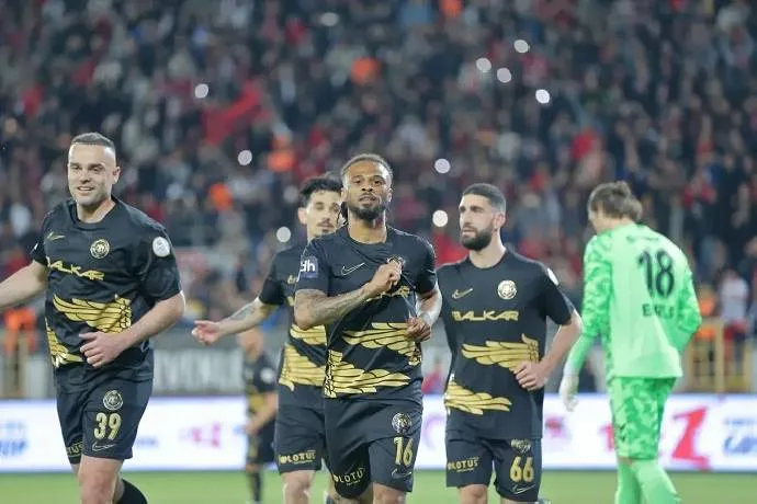 Phân tích kèo Bodrum vs Corum, 0h00 ngày 12/5: Áp lực phải thắng