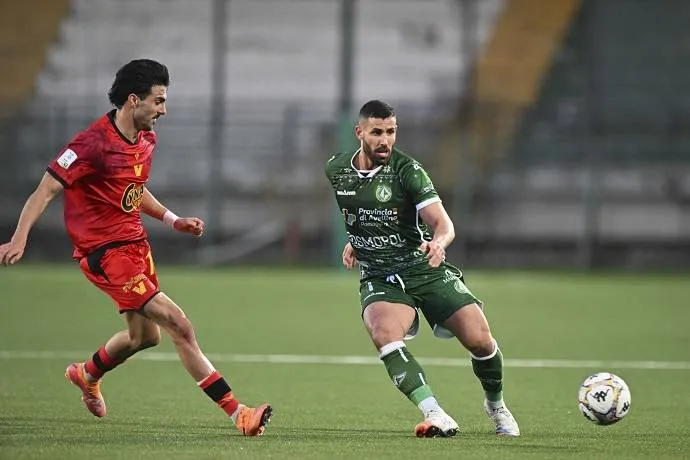 Phân tích và dự đoán tỷ số Catanzaro gặp Avellino, 2h00 ngày 13/5 – Serie B