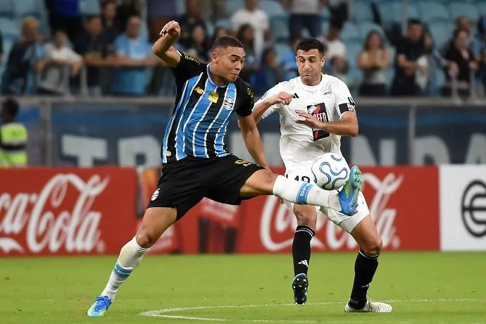 Phân tích và dự đoán kèo trận Deportivo Riestra gặp Gremio, 5h00 ngày 6/5: Cuộc chiến giành vị trí Top 2