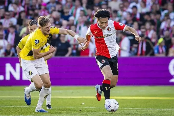 Phân tích và dự đoán kết quả trận Feyenoord gặp AZ Alkmaar, 21h45 ngày 10/5: Chiến thắng để chiếm lấy ngôi Á quân