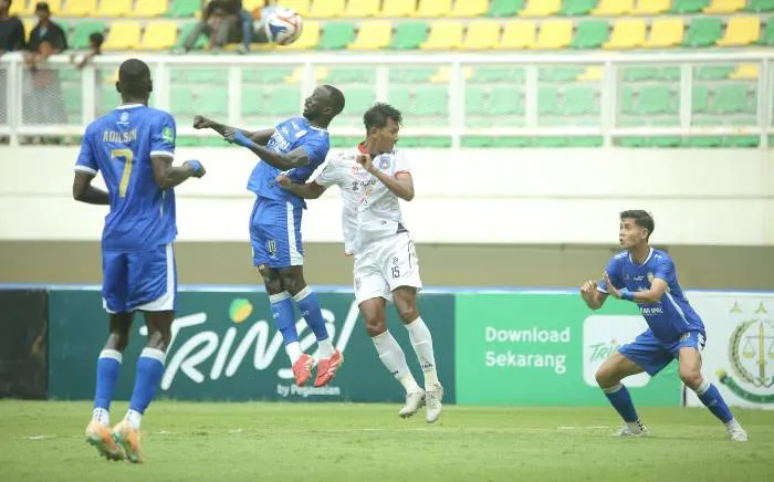Phân tích và dự đoán kết quả trận đấu Persipura Jayapura vs Adhyaksa Farmel, 15h00 ngày 8/5: Hy vọng vào chiến thắng cho Persipura Jayapura