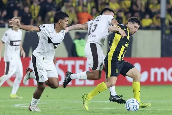 Phân tích và dự đoán trận đấu Platense gặp Penarol, 5h00 ngày 8/5: Sự chênh lệch về đẳng cấp