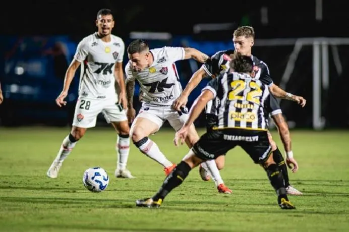 Phân tích và dự đoán kết quả trận Santos gặp Vitoria, 7h00 ngày 31/5: Thử thách cam go