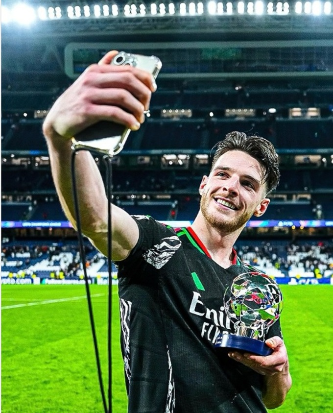 Ousmane Dembélé vs Declan Rice: cuộc chiến định đoạt Quả Bóng Vàng 2026