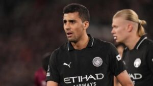 Rodri quá quan trọng… hay Manchester City đang bị ám ảnh bởi một cái tên?