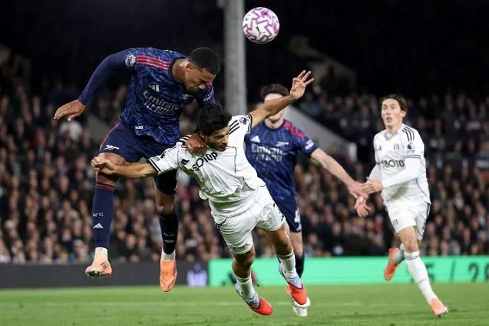 Dự đoán từ siêu máy tính: Arsenal đối đầu Fulham vào lúc 23h30 ngày 2/5