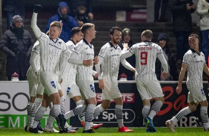 Phân tích kèo phạt góc trận Dunfermline gặp Arbroath, 01h45 ngày 06/05