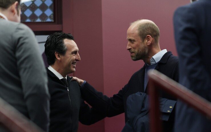 Unai Emery vẫn là “ông vua C2”
