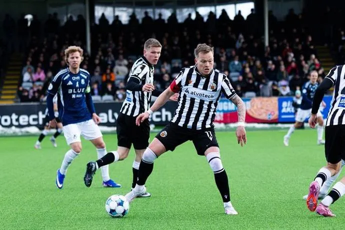 Phân tích, soi kèo trận đấu giữa Keflavik và Reykjavik, 0h00 ngày 29/6: Chủ nhà gặp khó khăn