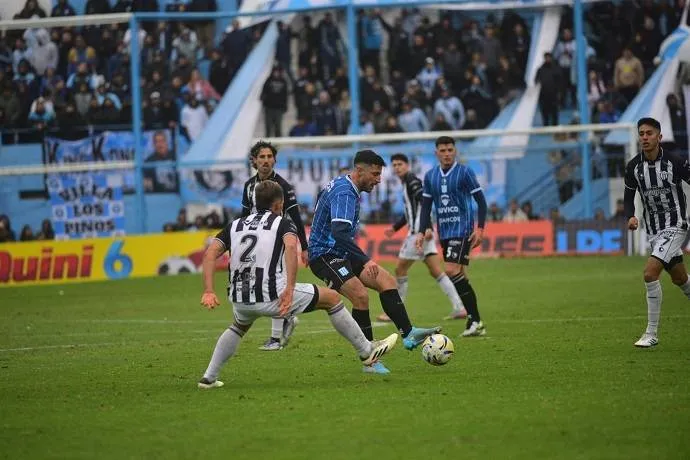 Phân tích và dự đoán kết quả San Telmo vs Racing Cordoba, 1h00 ngày 21/6: Nắm bắt thời cơ